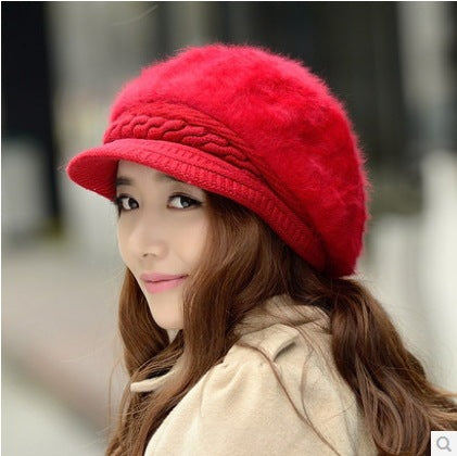 Ladies winter knitted beret