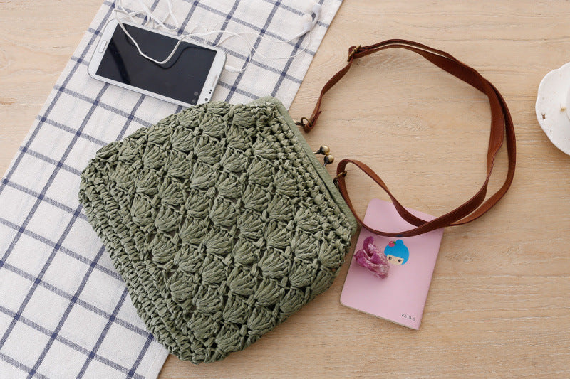 Fashion retro brass buckle shoulder woven bag shell crochet Messenger bag grass beach bag leisure package