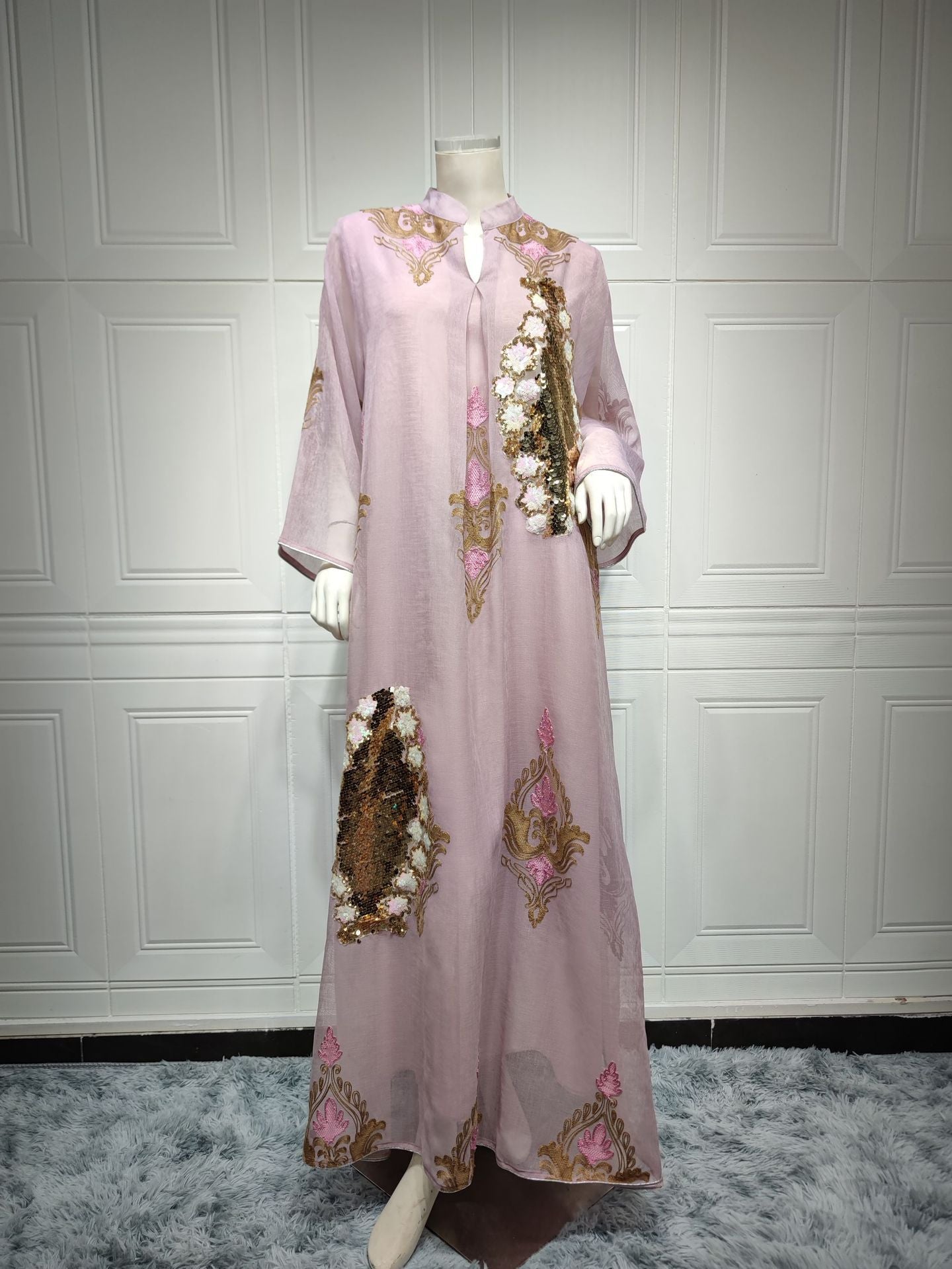 Middle East Female Muslim Sequin Embroider Dress