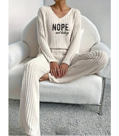 Casual Straight Pants Loose Temperament V-neck Sunken Stripe Printing Knitting Suit